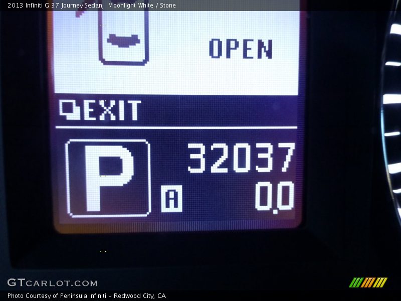 Moonlight White / Stone 2013 Infiniti G 37 Journey Sedan