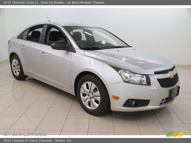 Silver Ice Metallic / Jet Black/Medium Titanium 2013 Chevrolet Cruze LS