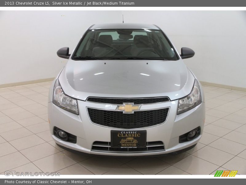 Silver Ice Metallic / Jet Black/Medium Titanium 2013 Chevrolet Cruze LS
