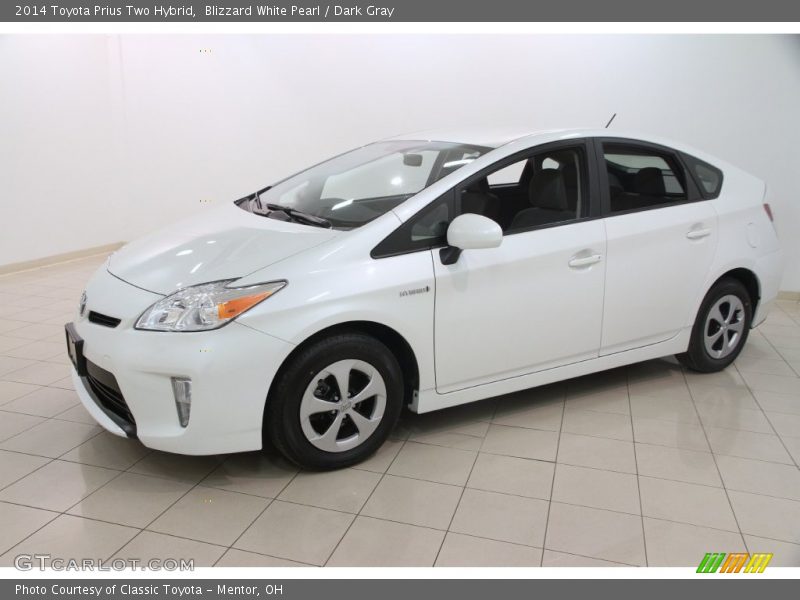 Blizzard White Pearl / Dark Gray 2014 Toyota Prius Two Hybrid