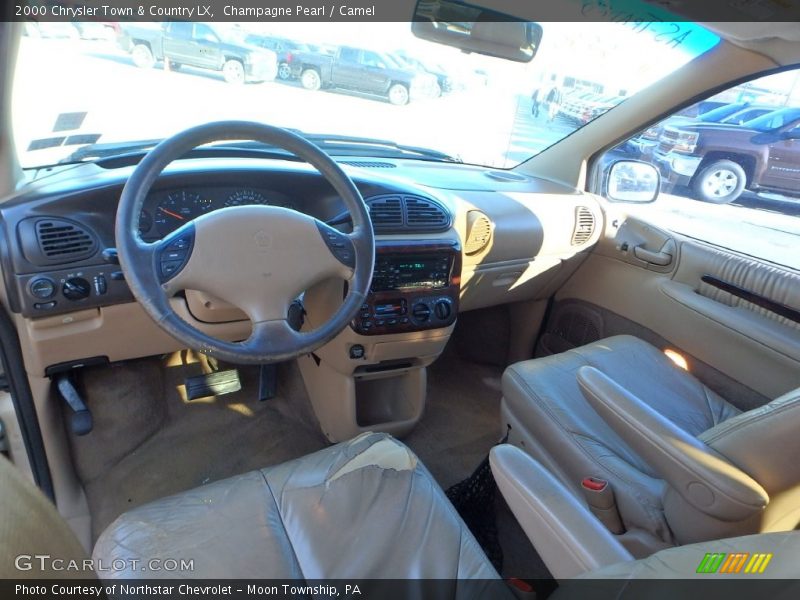 Champagne Pearl / Camel 2000 Chrysler Town & Country LX