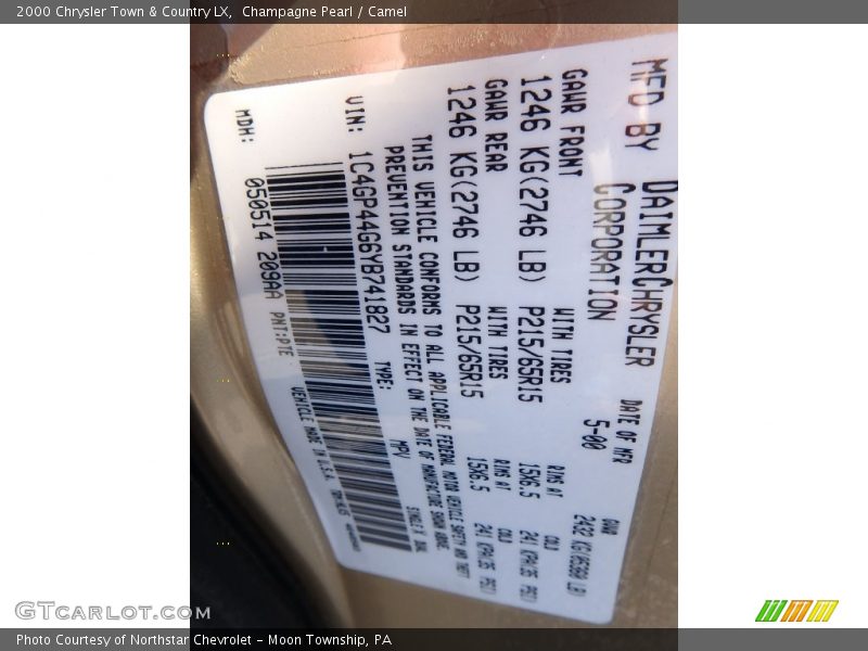 Champagne Pearl / Camel 2000 Chrysler Town & Country LX
