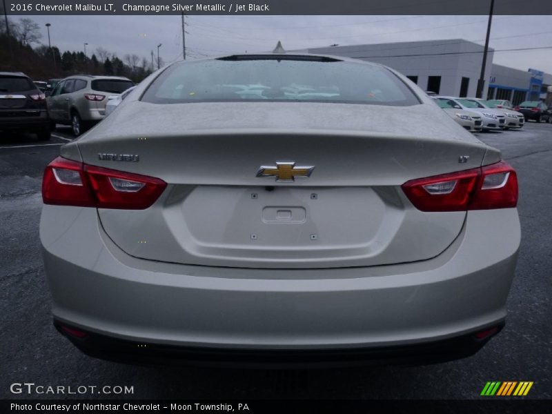 Champagne Silver Metallic / Jet Black 2016 Chevrolet Malibu LT