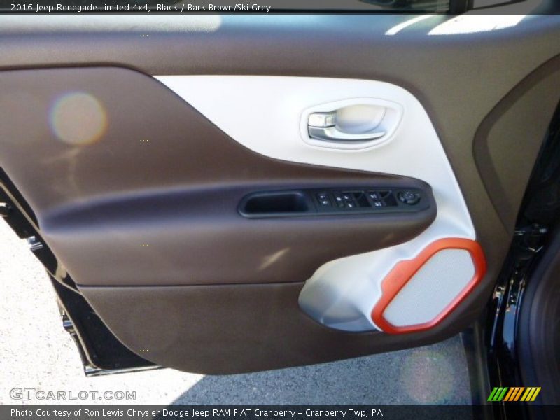 Black / Bark Brown/Ski Grey 2016 Jeep Renegade Limited 4x4