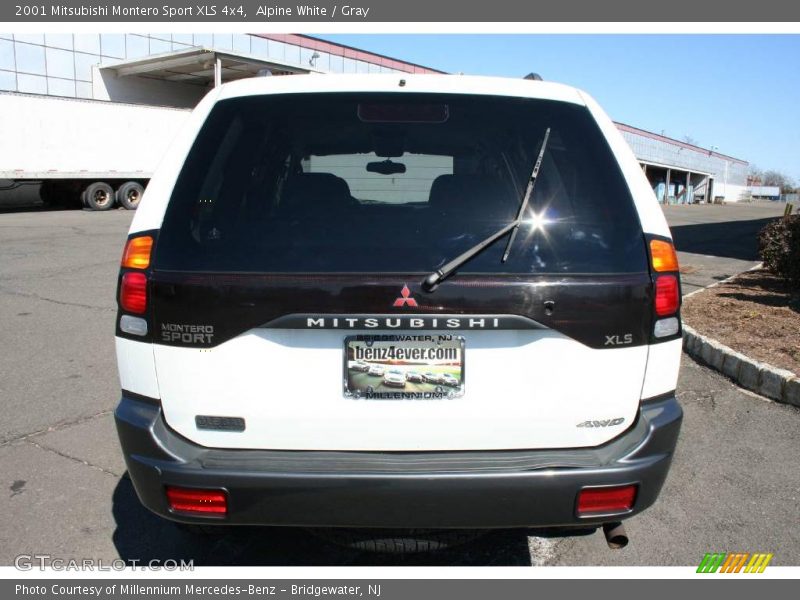 Alpine White / Gray 2001 Mitsubishi Montero Sport XLS 4x4