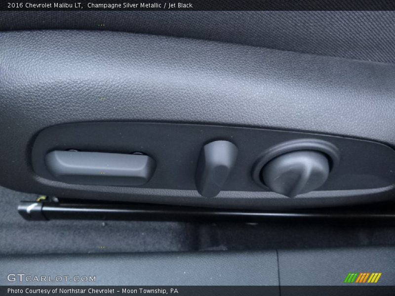Champagne Silver Metallic / Jet Black 2016 Chevrolet Malibu LT