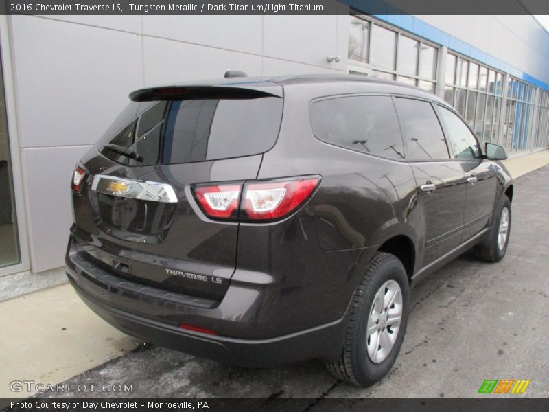 Tungsten Metallic / Dark Titanium/Light Titanium 2016 Chevrolet Traverse LS