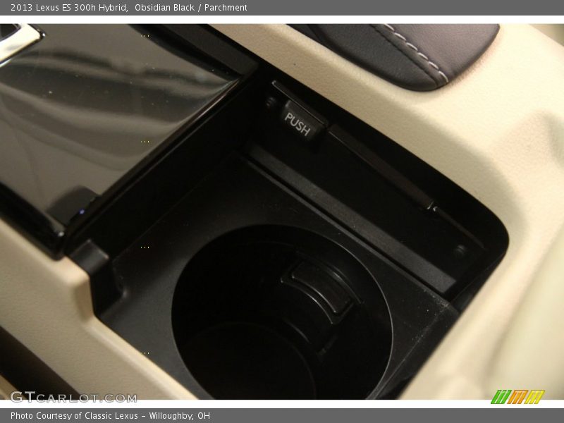 Obsidian Black / Parchment 2013 Lexus ES 300h Hybrid