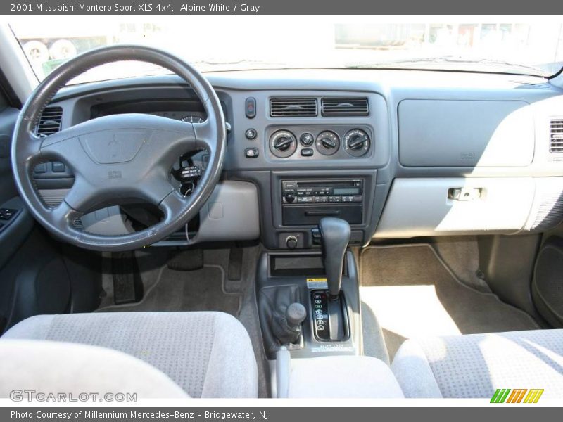 Alpine White / Gray 2001 Mitsubishi Montero Sport XLS 4x4