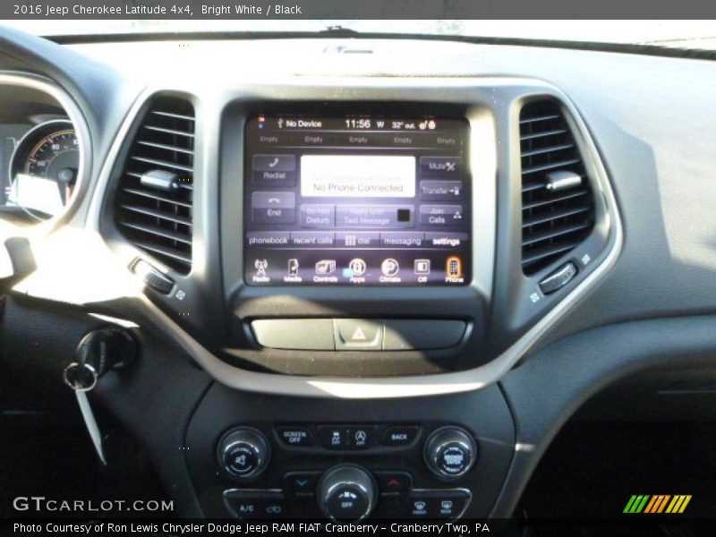 Bright White / Black 2016 Jeep Cherokee Latitude 4x4