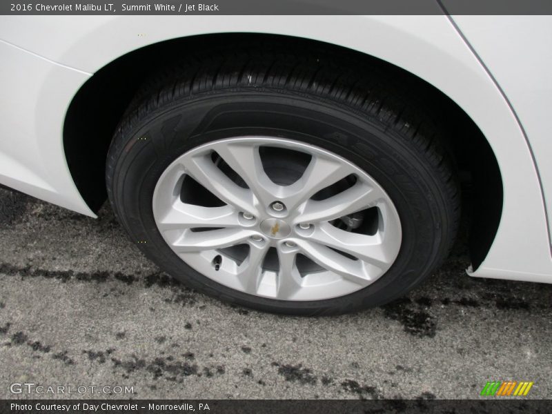 Summit White / Jet Black 2016 Chevrolet Malibu LT