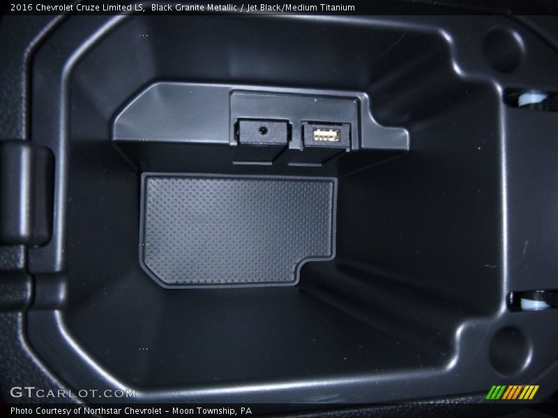 Black Granite Metallic / Jet Black/Medium Titanium 2016 Chevrolet Cruze Limited LS