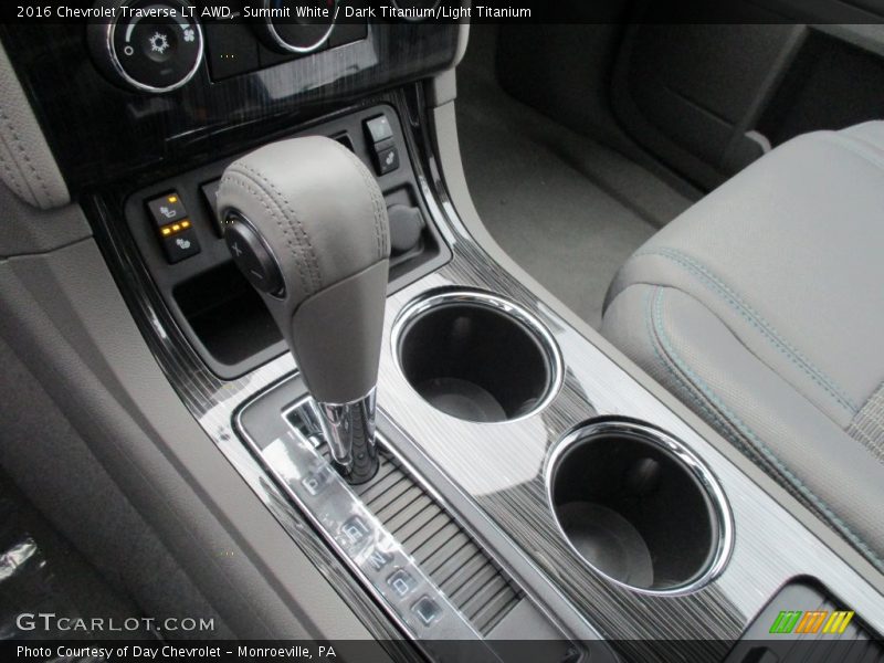 Summit White / Dark Titanium/Light Titanium 2016 Chevrolet Traverse LT AWD