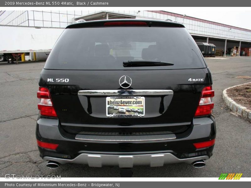 Black / Cashmere 2009 Mercedes-Benz ML 550 4Matic