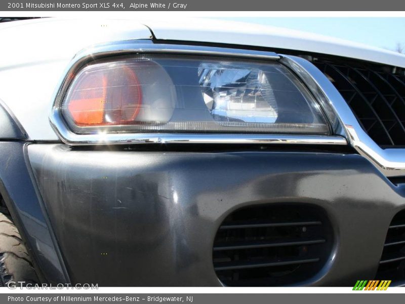 Alpine White / Gray 2001 Mitsubishi Montero Sport XLS 4x4