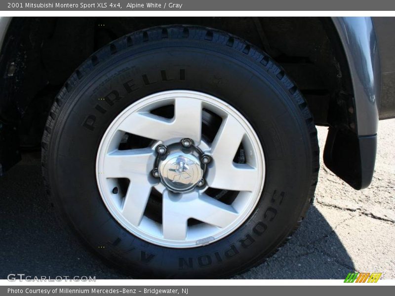 Alpine White / Gray 2001 Mitsubishi Montero Sport XLS 4x4