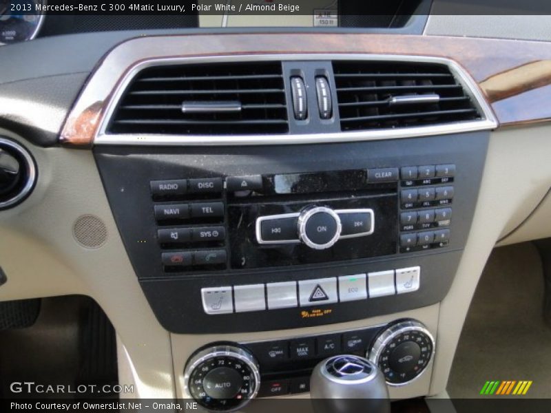 Polar White / Almond Beige 2013 Mercedes-Benz C 300 4Matic Luxury