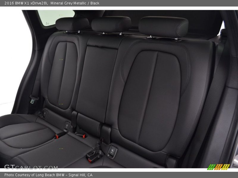 Mineral Grey Metallic / Black 2016 BMW X1 xDrive28i
