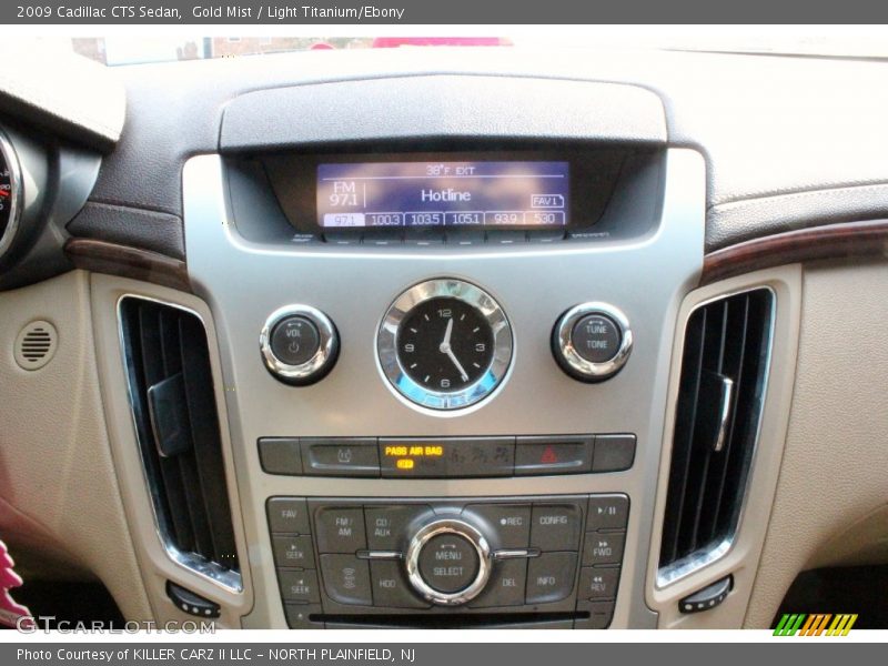 Gold Mist / Light Titanium/Ebony 2009 Cadillac CTS Sedan