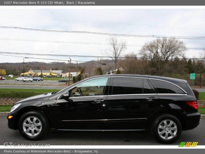 Black / Macadamia 2007 Mercedes-Benz R 320 CDI 4Matic