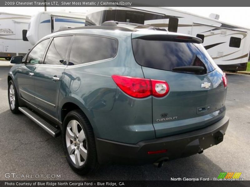 Silver Moss Metallic / Cashmere/Ebony 2009 Chevrolet Traverse LTZ