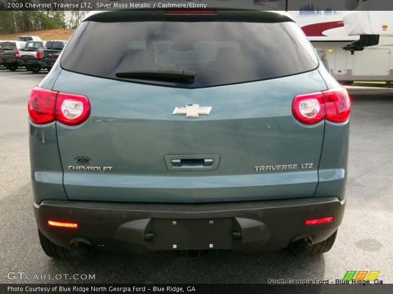 Silver Moss Metallic / Cashmere/Ebony 2009 Chevrolet Traverse LTZ