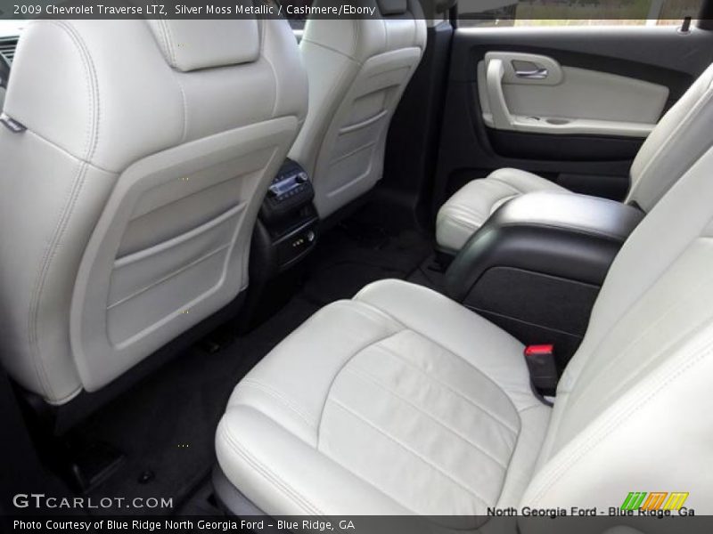 Silver Moss Metallic / Cashmere/Ebony 2009 Chevrolet Traverse LTZ