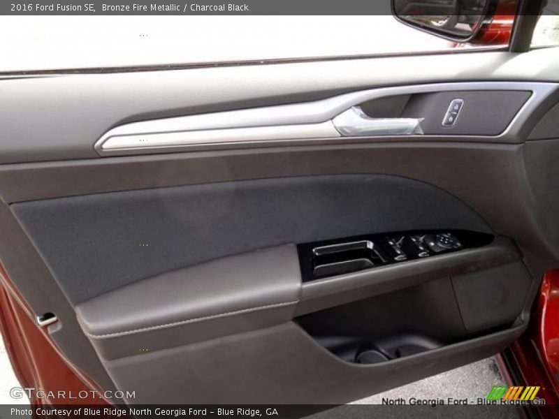 Bronze Fire Metallic / Charcoal Black 2016 Ford Fusion SE