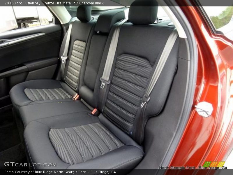 Bronze Fire Metallic / Charcoal Black 2016 Ford Fusion SE
