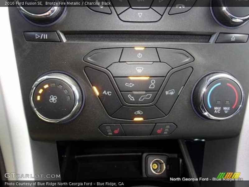 Bronze Fire Metallic / Charcoal Black 2016 Ford Fusion SE