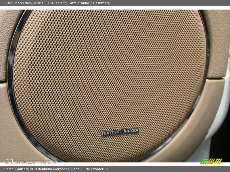 Arctic White / Cashmere 2009 Mercedes-Benz GL 450 4Matic