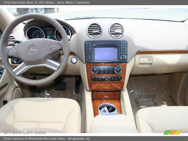 Arctic White / Cashmere 2009 Mercedes-Benz GL 450 4Matic