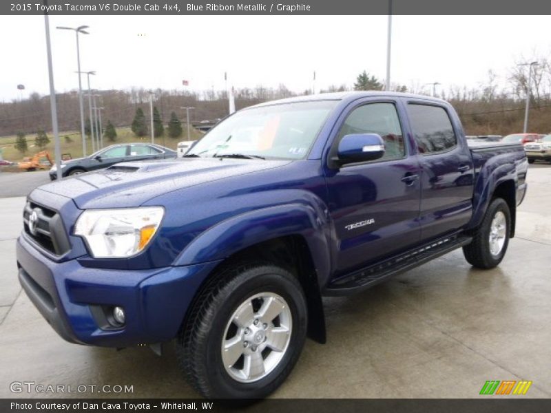 Front 3/4 View of 2015 Tacoma V6 Double Cab 4x4
