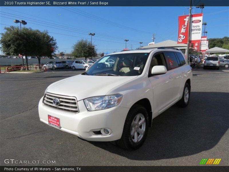 Blizzard White Pearl / Sand Beige 2010 Toyota Highlander SE