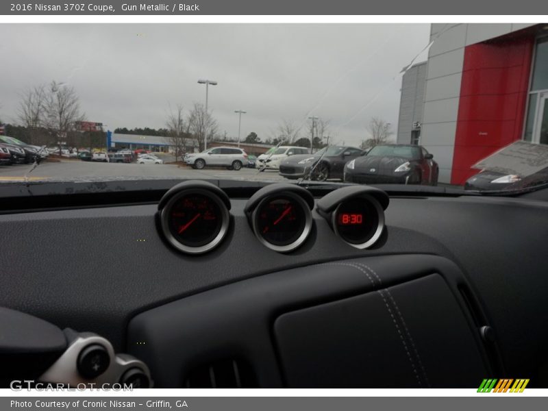 Gun Metallic / Black 2016 Nissan 370Z Coupe