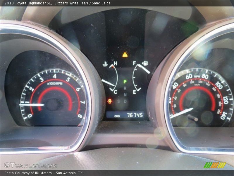 Blizzard White Pearl / Sand Beige 2010 Toyota Highlander SE