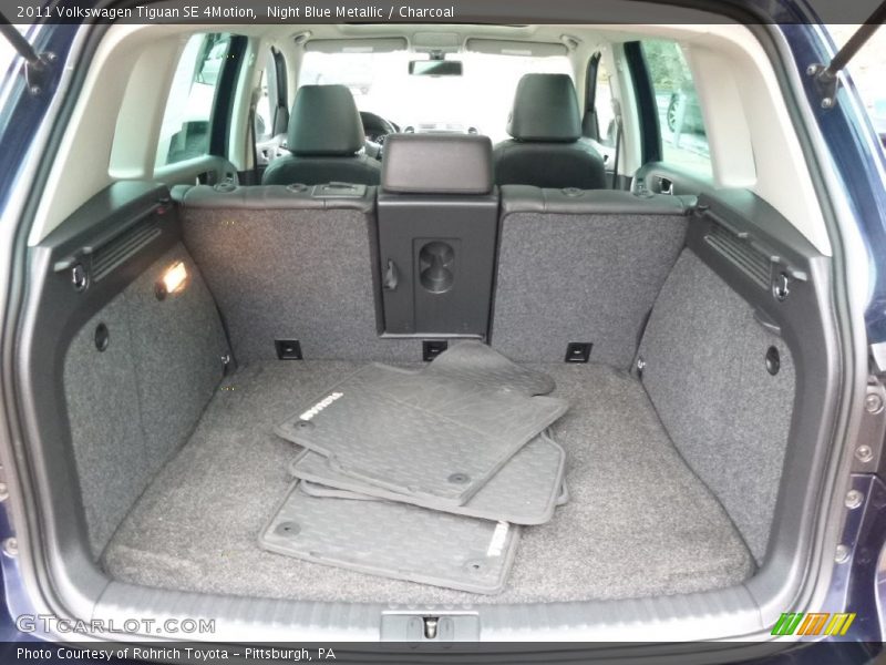Night Blue Metallic / Charcoal 2011 Volkswagen Tiguan SE 4Motion
