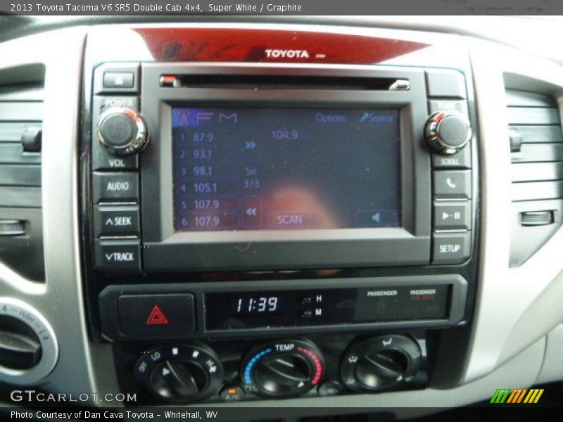 Super White / Graphite 2013 Toyota Tacoma V6 SR5 Double Cab 4x4
