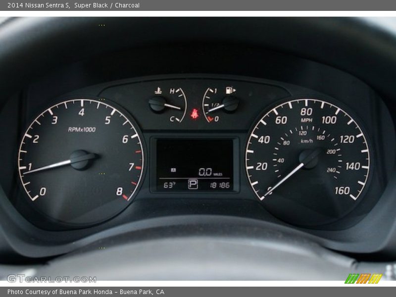 Super Black / Charcoal 2014 Nissan Sentra S