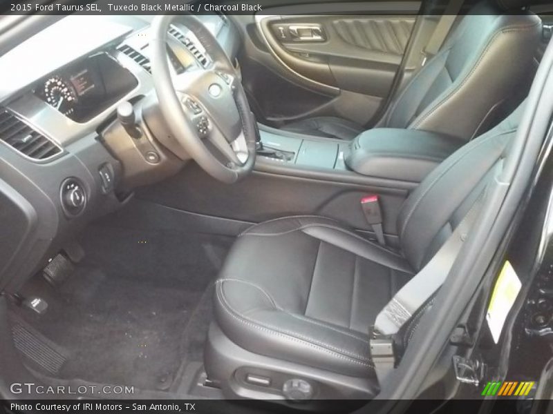 Tuxedo Black Metallic / Charcoal Black 2015 Ford Taurus SEL