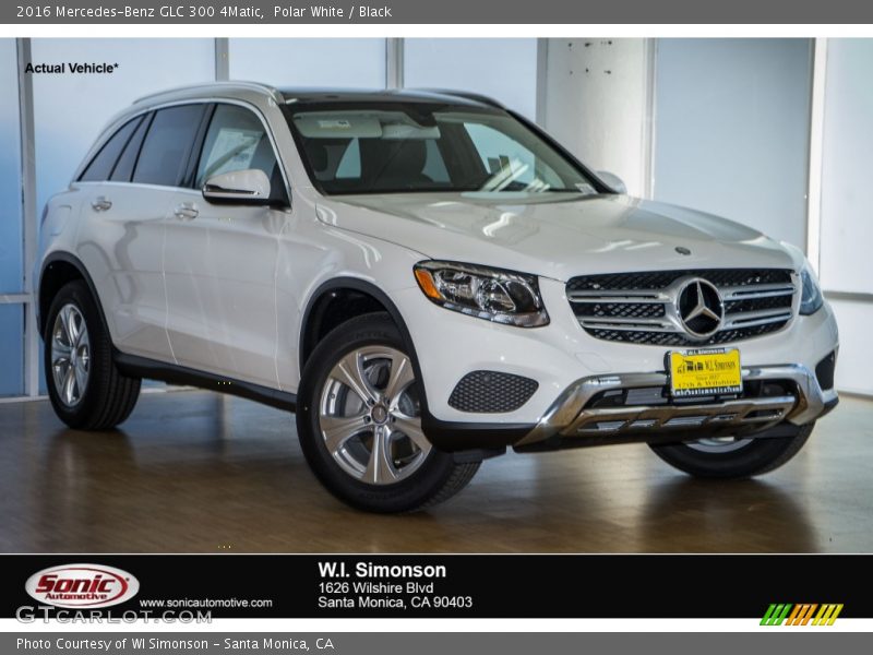 Polar White / Black 2016 Mercedes-Benz GLC 300 4Matic