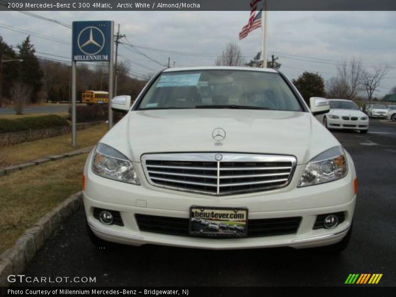 Arctic White / Almond/Mocha 2009 Mercedes-Benz C 300 4Matic