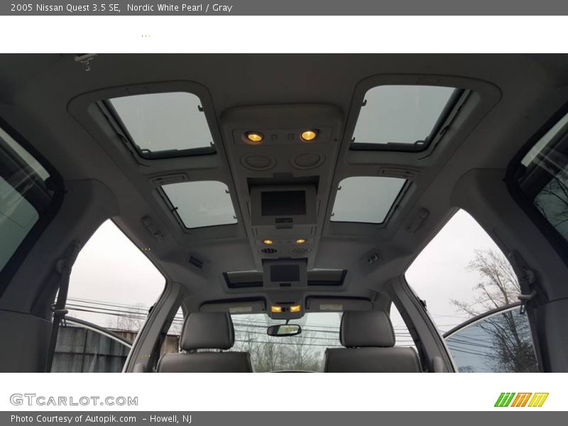 Nordic White Pearl / Gray 2005 Nissan Quest 3.5 SE