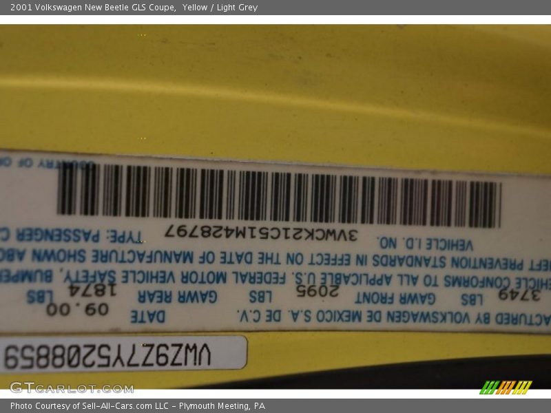 Yellow / Light Grey 2001 Volkswagen New Beetle GLS Coupe
