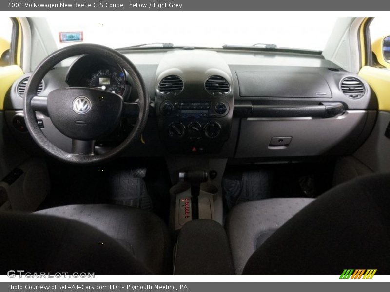 Yellow / Light Grey 2001 Volkswagen New Beetle GLS Coupe