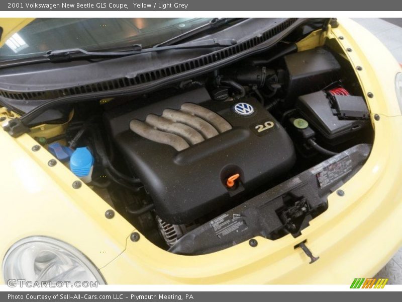 Yellow / Light Grey 2001 Volkswagen New Beetle GLS Coupe