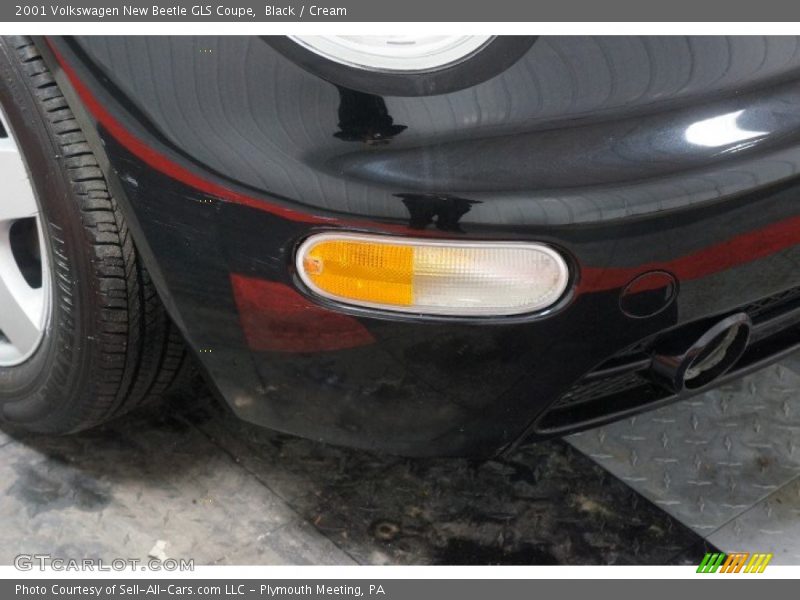 Black / Cream 2001 Volkswagen New Beetle GLS Coupe