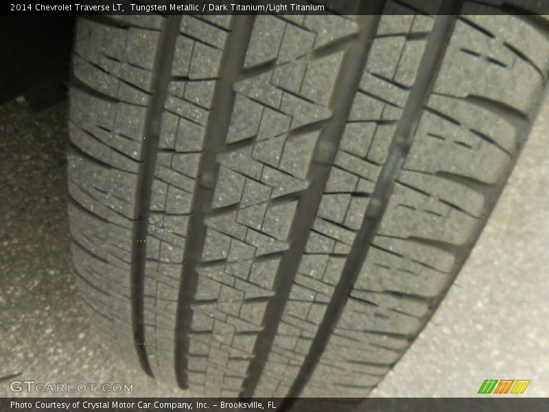 Tungsten Metallic / Dark Titanium/Light Titanium 2014 Chevrolet Traverse LT