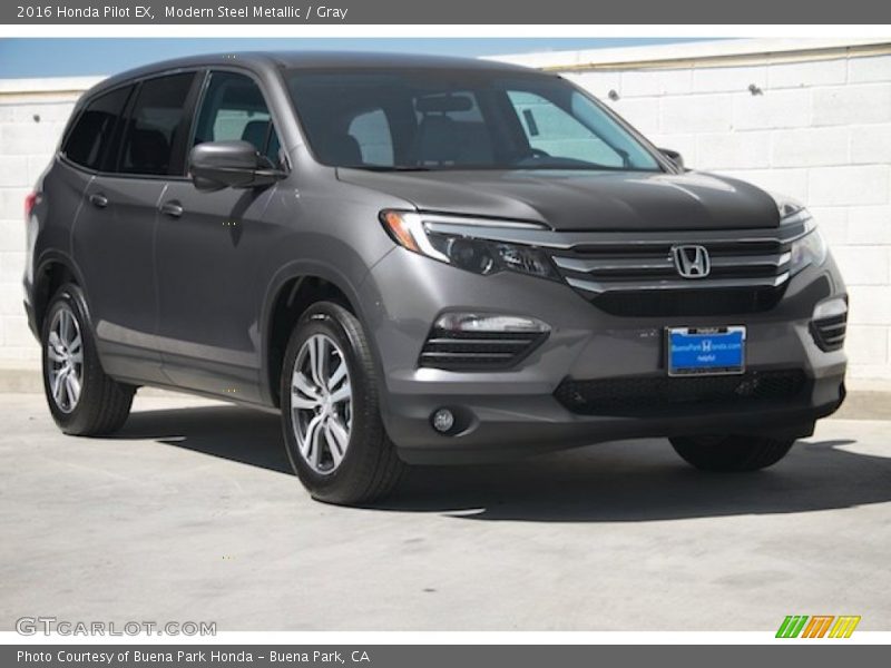 Modern Steel Metallic / Gray 2016 Honda Pilot EX