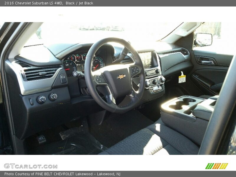 Black / Jet Black 2016 Chevrolet Suburban LS 4WD